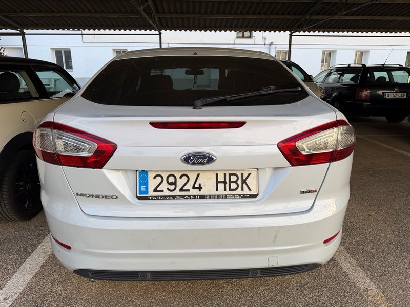 Ford Mondeo 2.0 TDCi Titanium 5p 2011