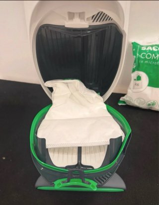 Folletto VK150 con accessori