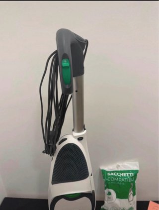 Folletto VK150 con accessori