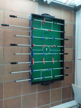Futbolín de mesa. Precio simbolico