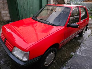 Peugeot 206 1992