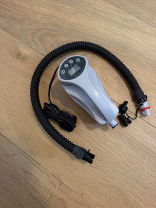 Bomba de aire eléctrica Itiwit 15 PSI