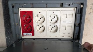 Cajas Enchufes Suelo Técnico