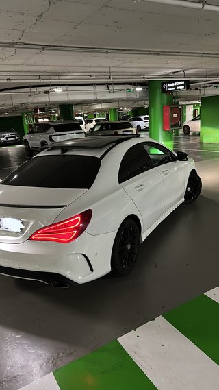 Mercedes-Benz Clase CLA 2015