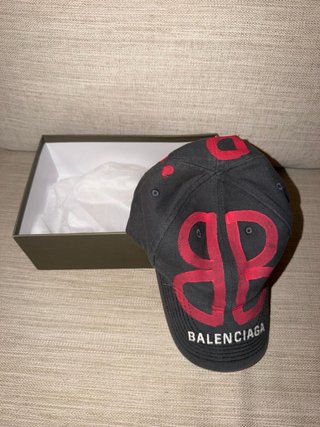 Gorra Balenciaga Negra y rosa sin uso