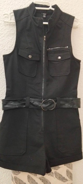 Mono corto Guess negro talla S
