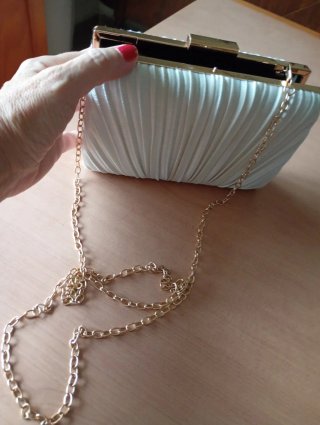 Bolso de fiesta drapeado color perla