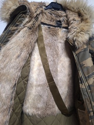 Cazadora Zara Camuflaje Talla L