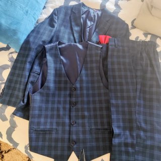 Traje de 3 piezas para niño a cuadros