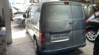 Nissan NV200 2010