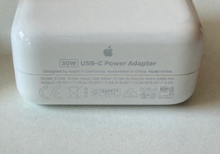 Caricabatterie originale Apple da 30W USB-C per Macbook Air