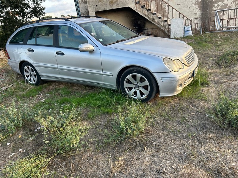 Mercedes-Benz Clase C C 220 CDI Classic 4p (W203) 2005