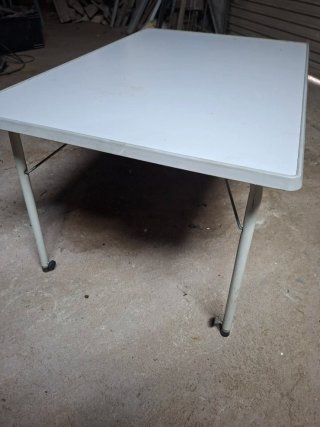 Mesa plegable regulable camper