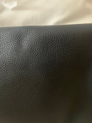 Bolso de mano bicolor negro y rosa