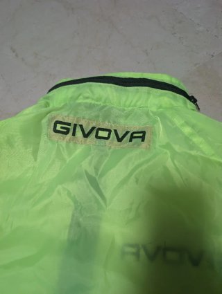 Chaqueta de lluvia GIVOVA verde