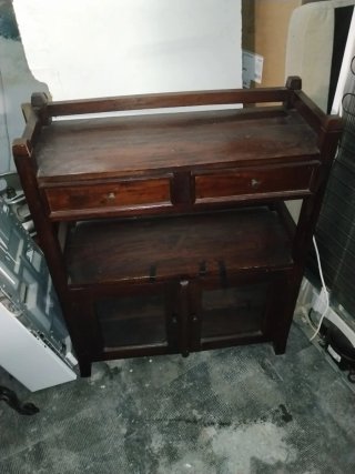 Mueble antiguo madera y cristal