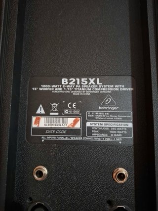 Altavoz Pasivo Behringer B215XL
