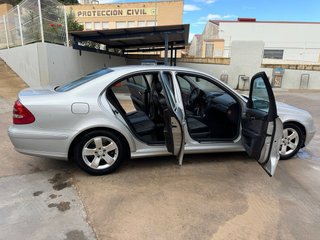 Mercedes-Benz Clase E 2004