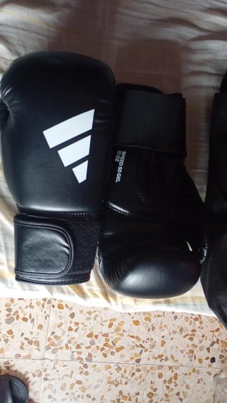 Guantes de Boxeo Adidas Speed 50 Gel 10oz