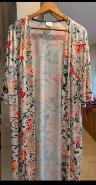 Casaca Manolita Faldotas Estampada