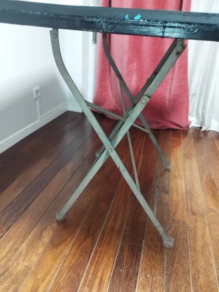 Mesa Plegable de Hierro Artesanal