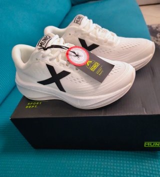 Sneakers Munich Spring 17 fitness