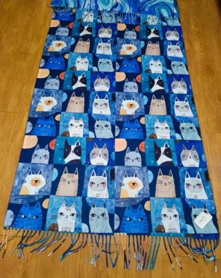 ÚLTIMO‼️ FULAR REVERSIBLE ESTAMPADO CON GATOS AZUL