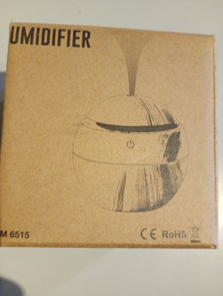 Humidificador con acabado en madera