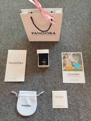 Anillo Lazo Rosa Brillante Pandora