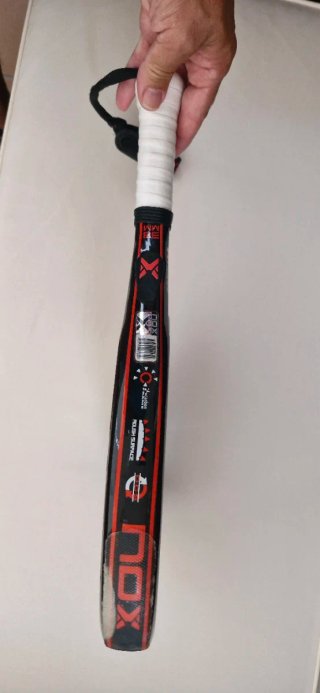 Pala de Pádel Nox Titanium Carbon 3K