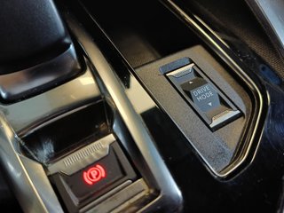 Peugeot 3008 HYBRID 225 ALLURE