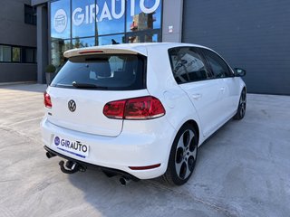 Volkswagen Golf GTI 2010