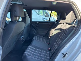 Volkswagen Golf GTI 2010