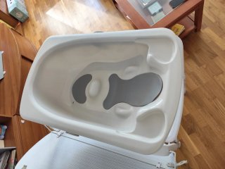 Cambiador con Bañera para Bebé Jané