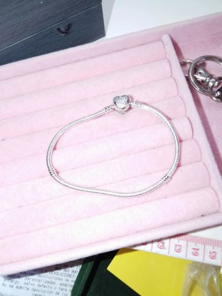 Pulsera Pandora 21 cm de corazon