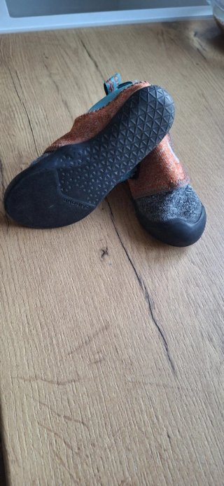 Pies de gato Simond para niñ@s. Talla 28, 17 cm