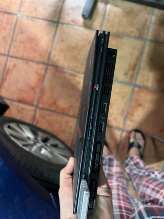 PlayStation 2 (PS2)