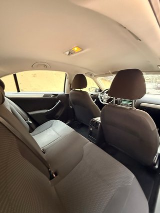 Volkswagen Jetta 2011