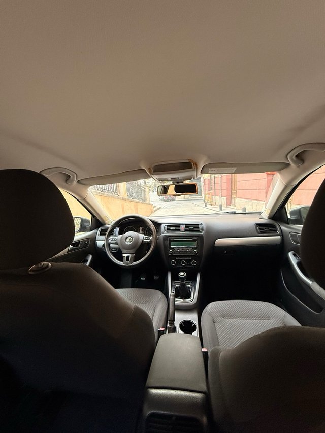 Volkswagen Jetta 2011