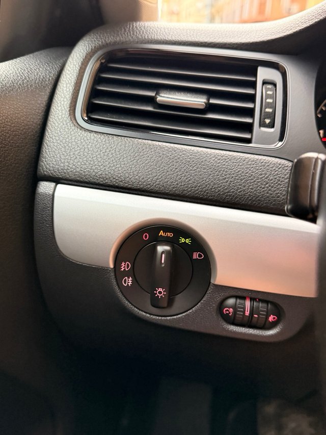 Volkswagen Jetta 2011