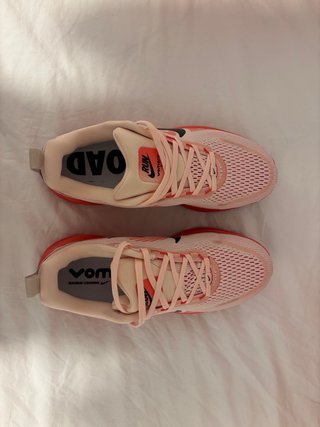 Zapatillas Nike Vomero 18 Naranja/Rosa