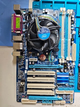 Placa Base Gigabyte GA-P55-US3L y Procesador
