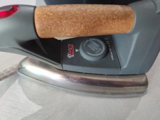 Plancha de vapor Polti 750W,revisado tecnico