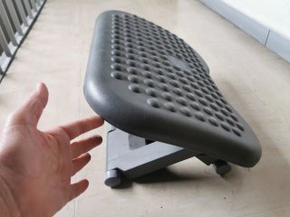 Reposapiés Ergonómico Elevable