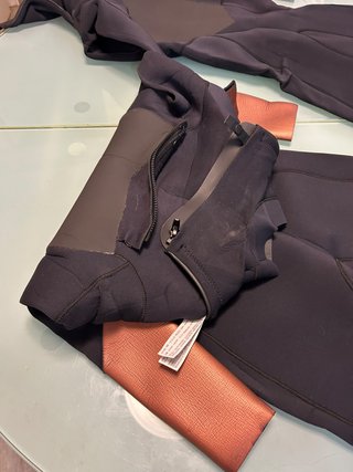 2 Trajes de Neopreno Negros, de mujer/niña