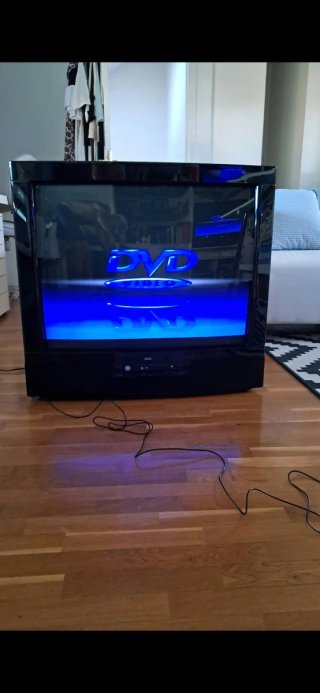 Televisor Loewe Arcada 8584ZP