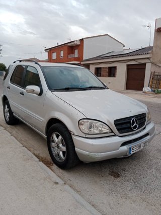 Mercedes-Benz Clase M 2003