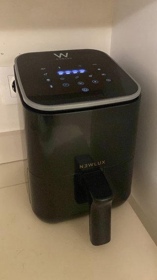 Freidora de aire Newlux