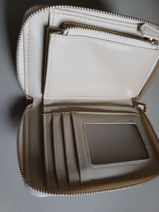 Cartera Parfois Beige y Dorada