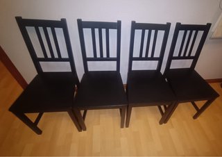 Mesa comedor y Juego de 4 sillas de comedor negra